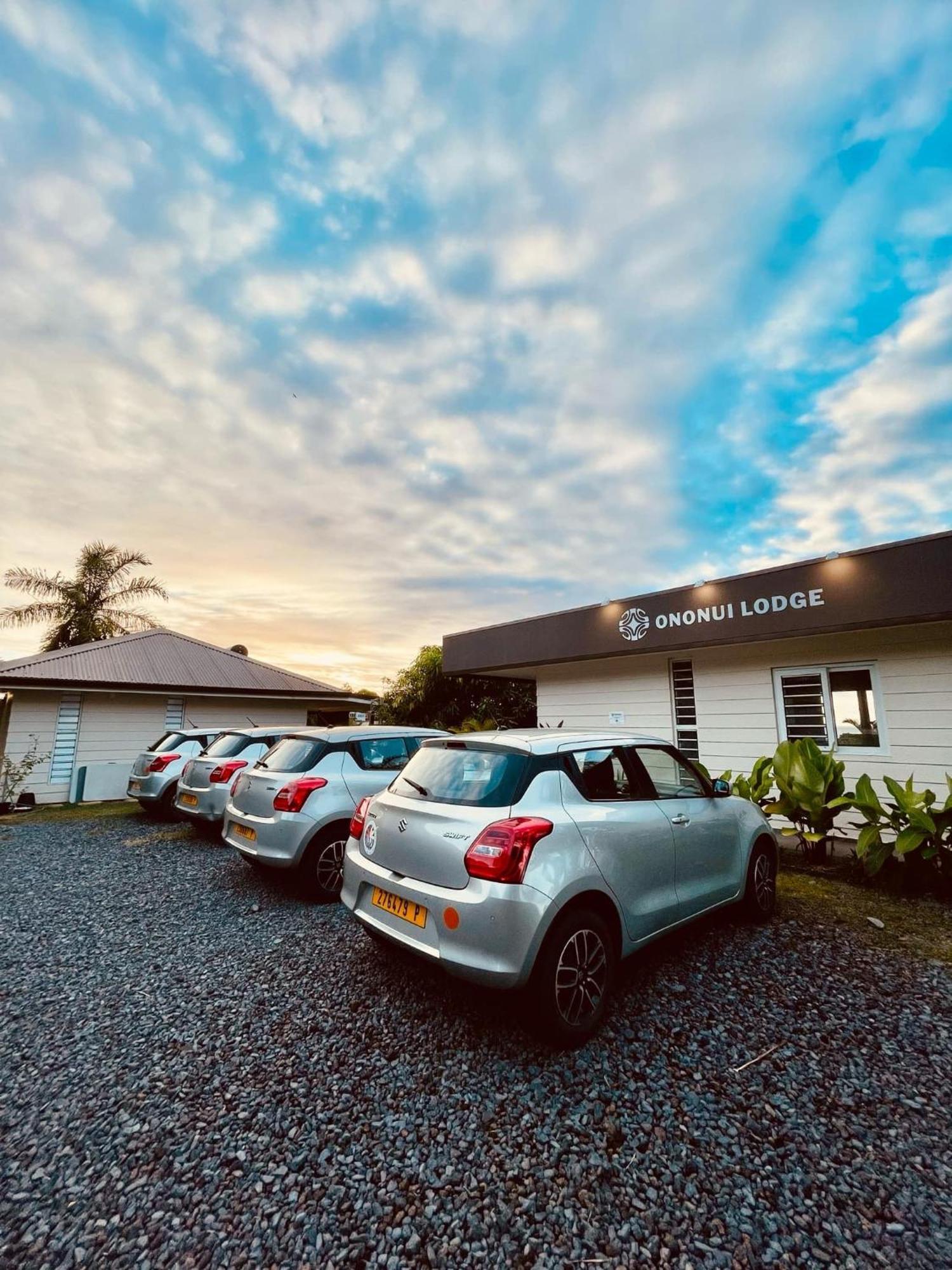 Ononui Lodge Airport, Ocean-View, Private Bathroom And Balcony, Free Wifi And Parking, On-Site Car Rental Faaa Bagian luar foto